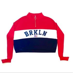 BROOKLYN CROPPED SWEATSHIRT